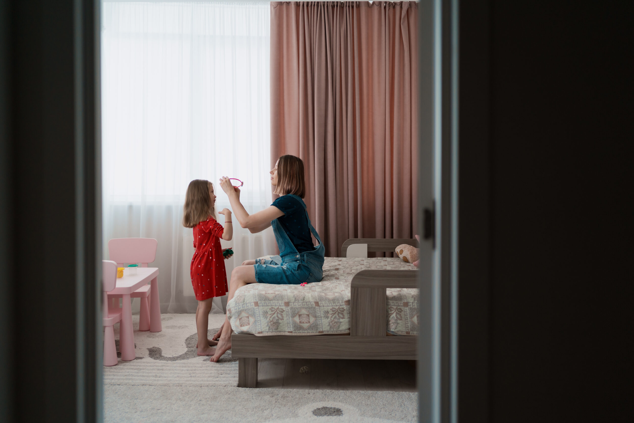 Children Bedroom Cordless Blinds & Shades