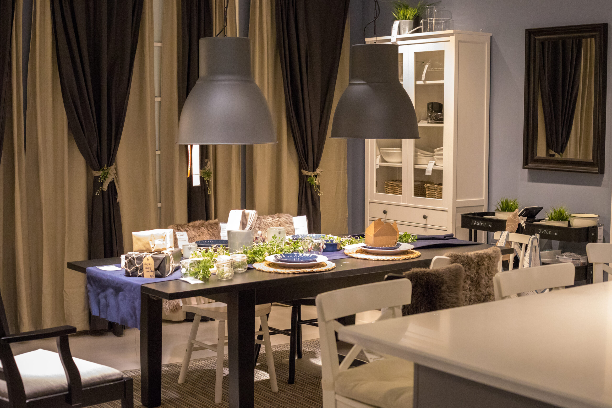 Dining Room Board Mounted Valance