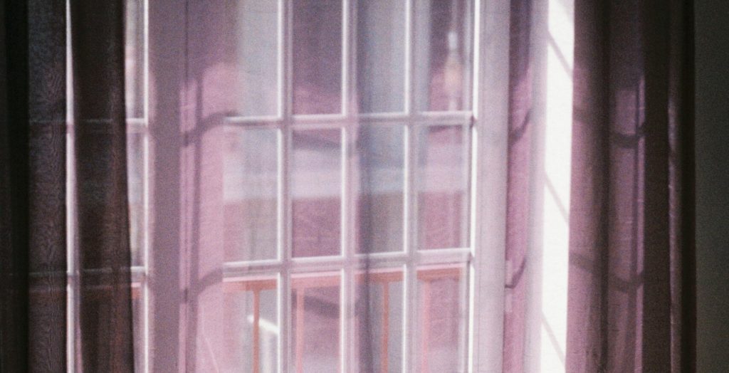 Exquisite Vertical Sheer Shades