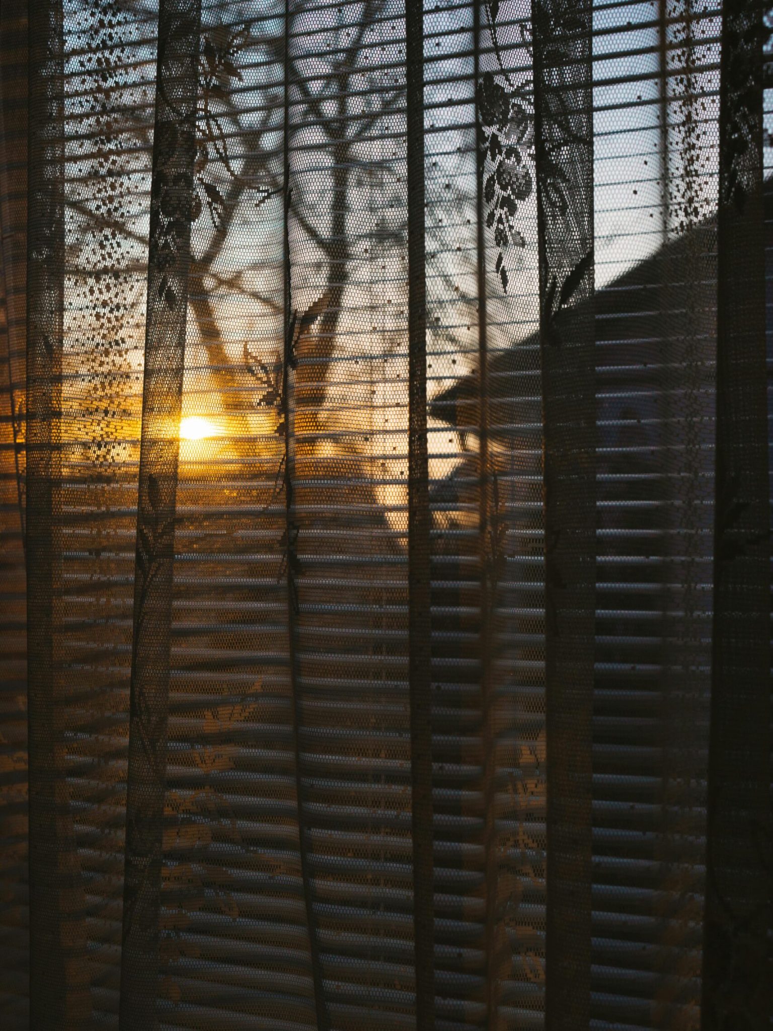 Custom sheer shades filter uv light as well as sun rays